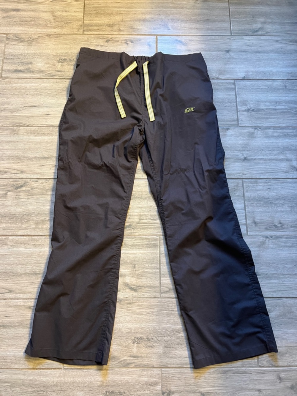 Women’s Iguana Med scrub pant.
